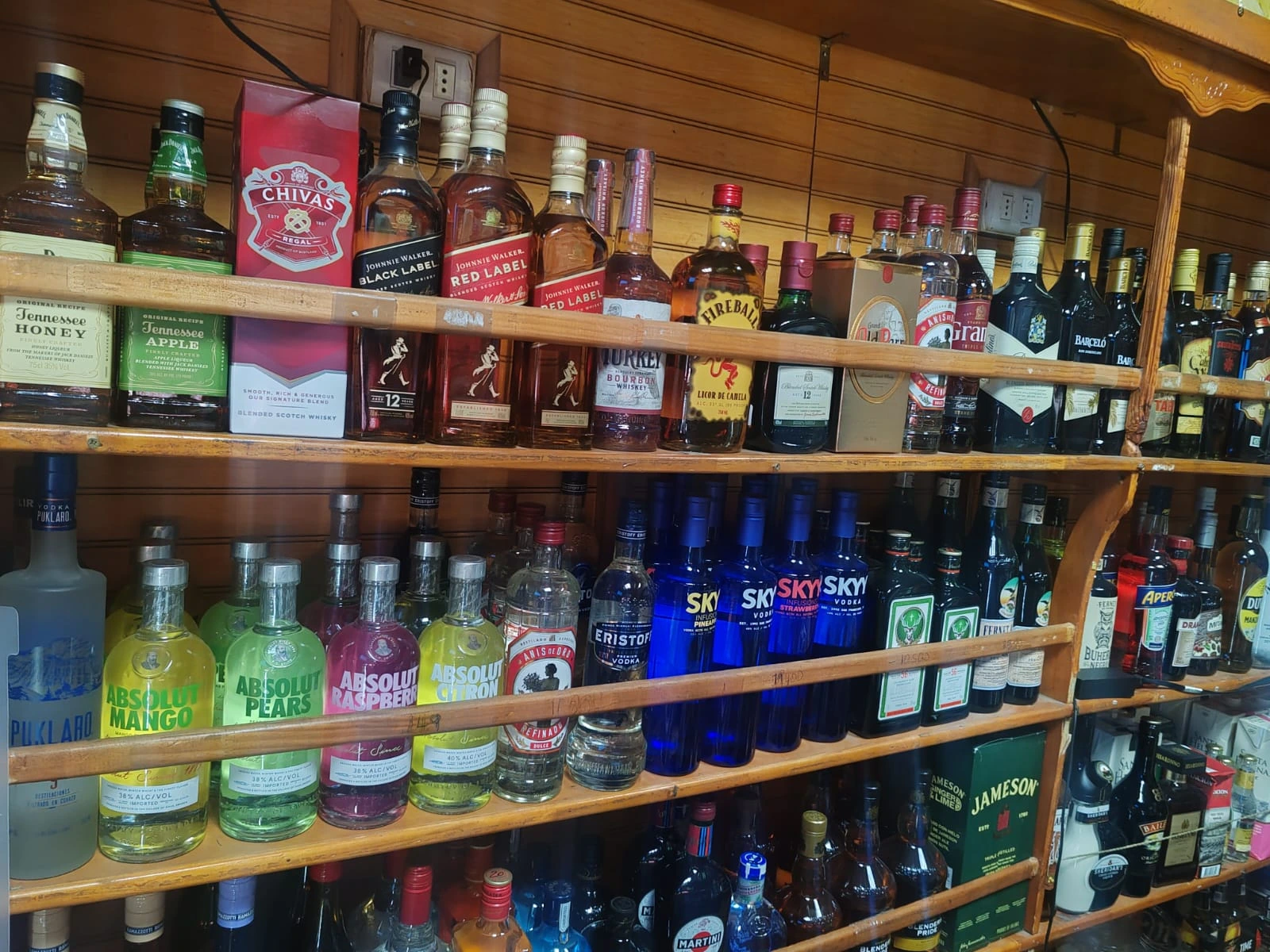 Nuestra Bodega - Licores